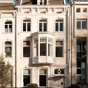 Hotel Parklane